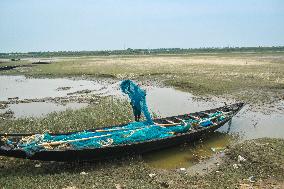 Daily Life On The Outskirts Of Kolkata, India