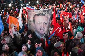 Supporters of The  AKP Headquarters’ Outside - Ankara