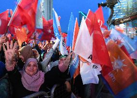 Supporters of The  AKP Headquarters’ Outside - Ankara