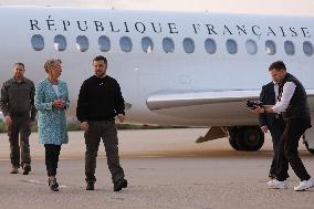 Arrival of Volodymyr Zelensky at Villacoublay Air Base