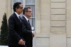 Emmanuel Macron receives Albert Bourla CEO of Pfizer - Paris