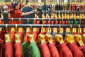 China Clothing Industry