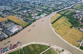 Canal And Beijing-Hangzhou Grand Canal In Hangzhou