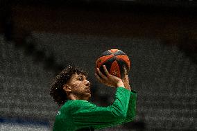 Joventut Badalona v Monbus Obradoiro - Liga Endesa Basketball