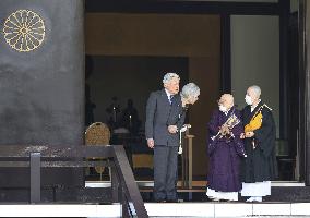 Japan's former emperor, empress in Nara