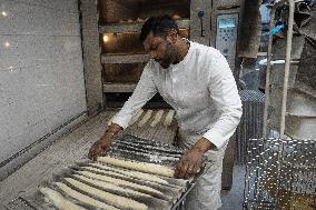 Sri Lankan-Origin Baker Makes The Best Baguette - Paris