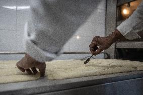 Sri Lankan-Origin Baker Makes The Best Baguette - Paris