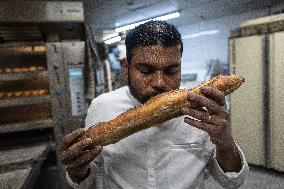 Sri Lankan-Origin Baker Makes The Best Baguette - Paris