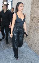 Kim Kardashian Goes Shopping At Tiffany’s - NYC