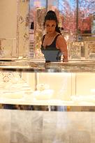 Kim Kardashian Goes Shopping At Tiffany’s - NYC