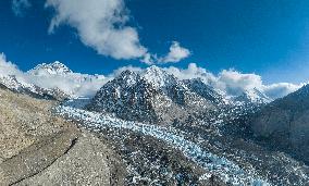 (InTibet) CHINA-TIBET-MOUNT QOMOLANGMA-RONGBUK GLACIER (CN)