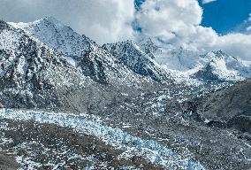 (InTibet) CHINA-TIBET-MOUNT QOMOLANGMA-RONGBUK GLACIER (CN)