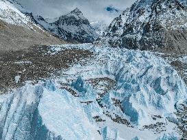 (InTibet) CHINA-TIBET-MOUNT QOMOLANGMA-RONGBUK GLACIER (CN)