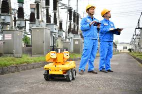 CHINA-GUIZHOU-ROBOTS-POWER FACILITIES-ROUTINE INSPECTIONS (CN)