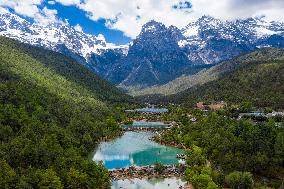 CHINA-YUNNAN-LIJIANG-YULONG SNOW MOUNTAIN-TOURISM (CN)