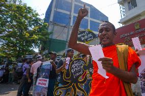 Protest In Front Of The Ministry Of Justice In Colombo