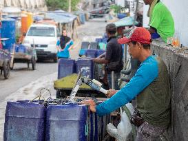 Survive With Jakarta's Water Conditions