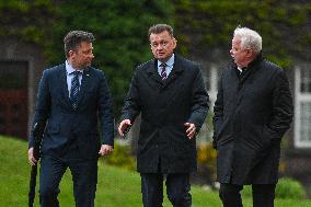 Kaczynski And PiS Politicians At Wawel Castle