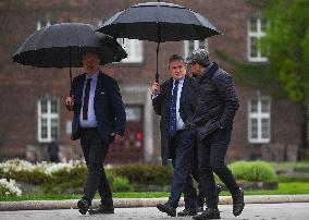 Kaczynski And PiS Politicians At Wawel Castle