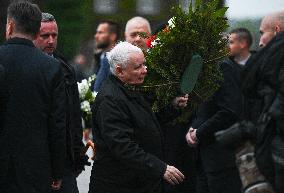 Kaczynski And PiS Politicians At Wawel Castle