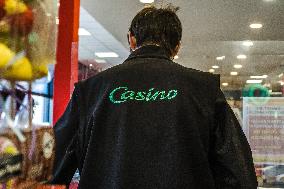 Czech Billionaire Kretinsky Seeks Casino Control - France