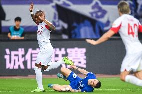 (SP)CHINA-WUHAN-FOOTBALL-CSL-CHENGDU VS WUHAN (CN)