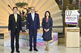 Japan, Australian leaders in Hiroshima