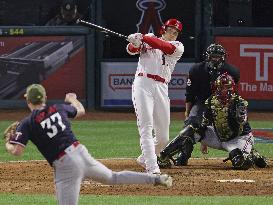 Baseball: Twins vs. Angels