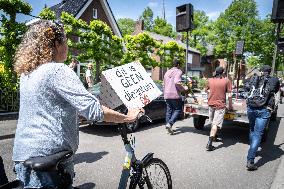 Open The Gates For The Animals On The Veluwe