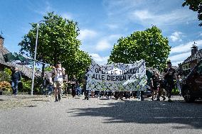 Open The Gates For The Animals On The Veluwe