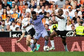 Valencia CF v Real Madrid CF - LaLiga Santander