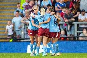 Manchester United v Manchester City - Barclays Women's Super League