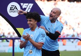 (SP)BRITAIN-MANCHESTER-FOOTBALL-PREMIER LEAGUE-MANCHESTER CITY CELEBRATION