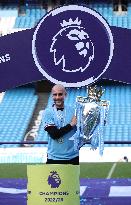 (SP)BRITAIN-MANCHESTER-FOOTBALL-PREMIER LEAGUE-MANCHESTER CITY CELEBRATION