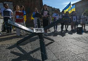 Ukrainian Diaspora Calls For The Liberation Of Mariupol Defenders
