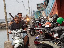 Daily Life In Jakarta