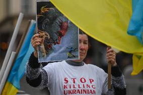 Nationalist And Anti-Vaxxer Movements Challenge Ukrainian Activists