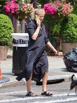Taylor Neisen Out In New York