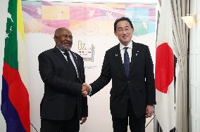 Japan-Comoros meeting in Hiroshima