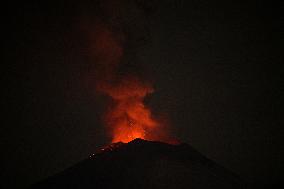 MEXICO-PUEBLA-VOLCANO-POPOCATEPETL-ERUPTION