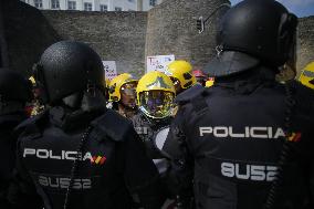 Firefighters Protest in Spain