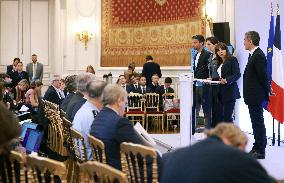 (SP)FRANCE-PARIS-OLYMIC OPENING CEREMONY-PROTOCOL SIGNING