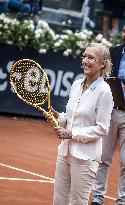 Martina Navratilova Awarded With Golden Racket At The Foro Italico - Rome