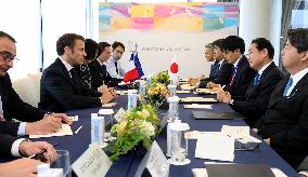 Kishida-Macron talks in Hiroshima