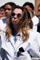 A Minute's Silence By Hospital Staff At Saint Joseph Hospital - Paris