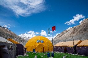 CHINA-MOUNT QOMOLANGMA-SCIENTIFIC RESEARCH  (CN)