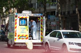 A Man Shot Dead In Paris, Four Suspects On The Run