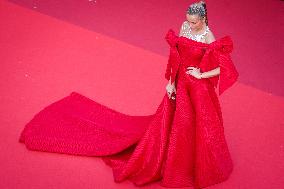 Cannes Sylvie Tellier Gets A Dress Malfunction   DB