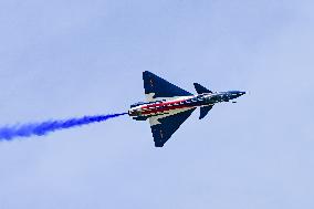 MALAYSIA-LANGKAWI-LIMA 2023-CHINA-AIR FORCE AEROBATICS TEAM-PERFORMANCE