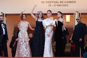 Cannes The old oak screening NG